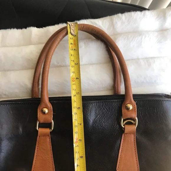 🟨Woman’s Large Valentina Black and Tan Leather Tote - Picture 6 of 16